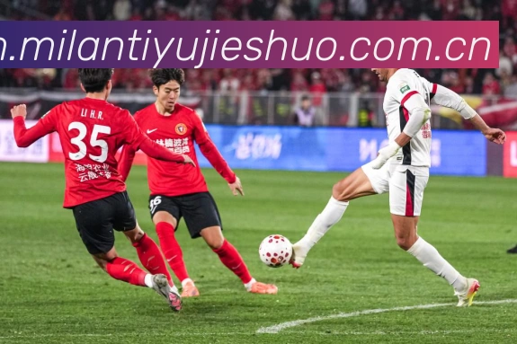 梅西足球生涯高光与竞技价值解析-深度解析 梅西足球生涯高光与竞技价值解析-深度解析